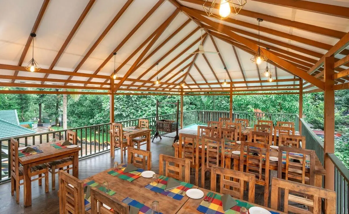 De Spicewoods, 4Bhk Pool Villa, Breakfast Kalpetta 0*,