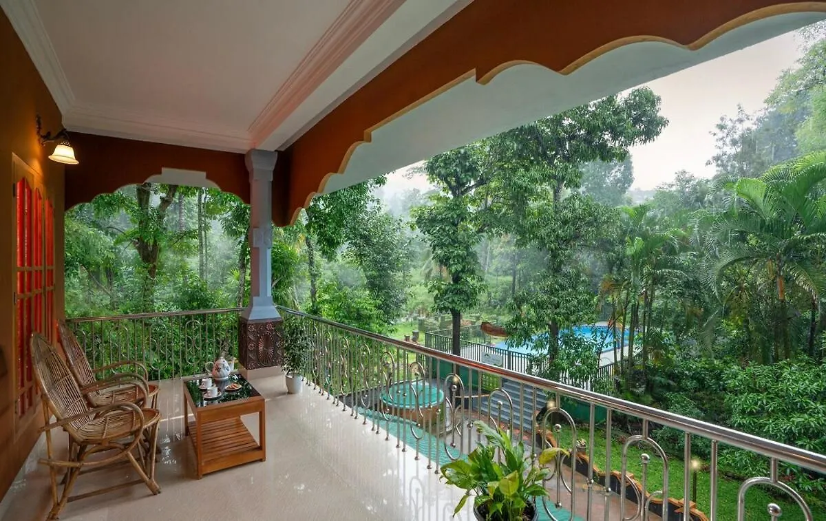 De Spicewoods, 4Bhk Pool Villa, Breakfast Kalpetta Сasa de vacaciones
